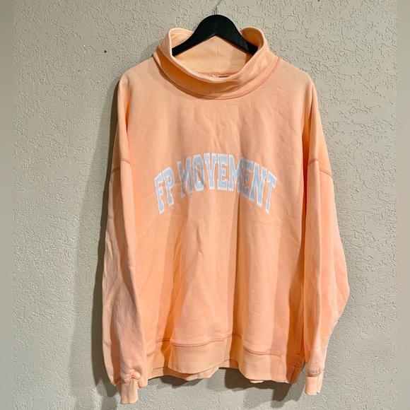 Free People Movement | NWOT Victory Mockneck Pullover Sweatshirt Size; Large - Picture 2 of 6